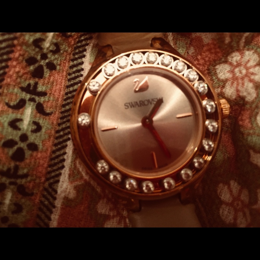 Watch - Picture 3 of 3